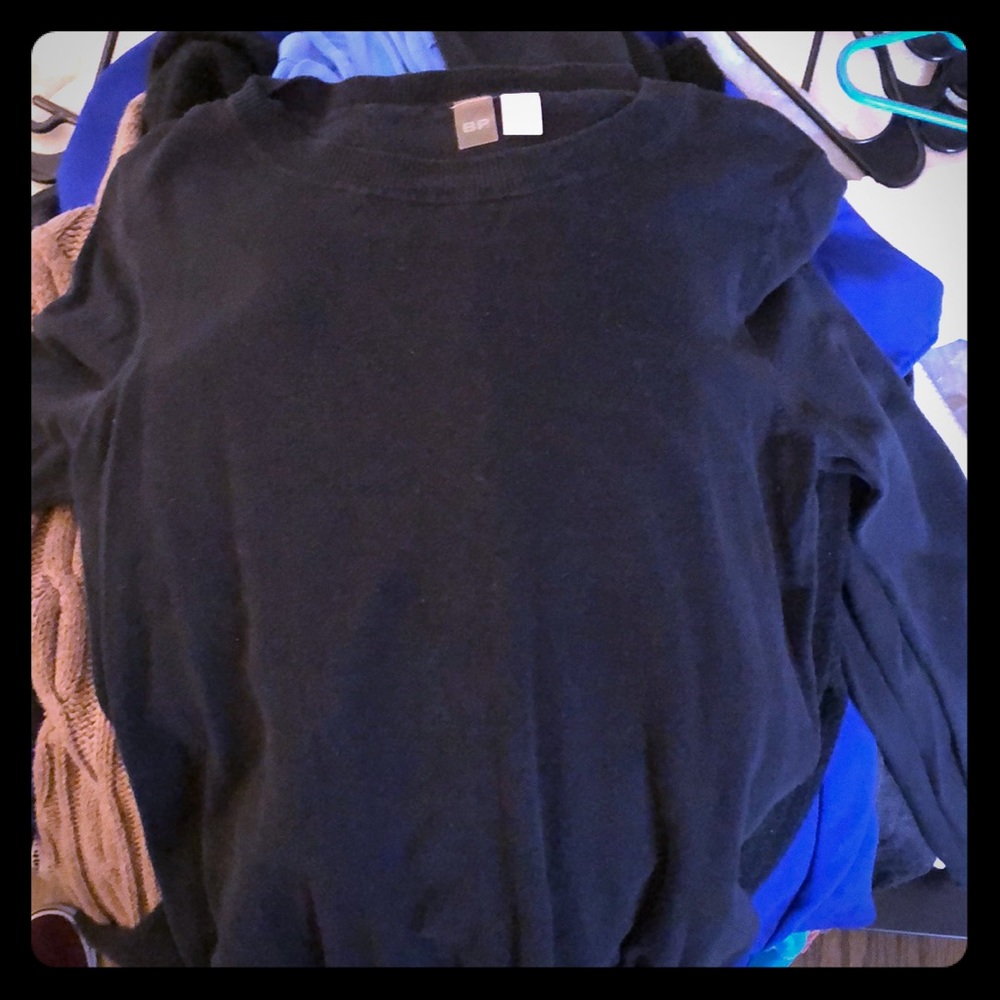 Scoop neck sweater